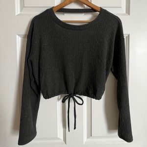 American Eagle women’s crop sweater